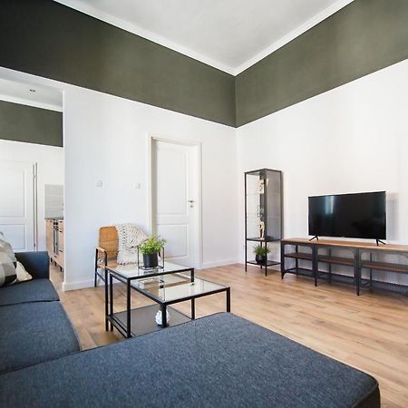 Super Central Spacious Apartment Oradea Dış mekan fotoğraf