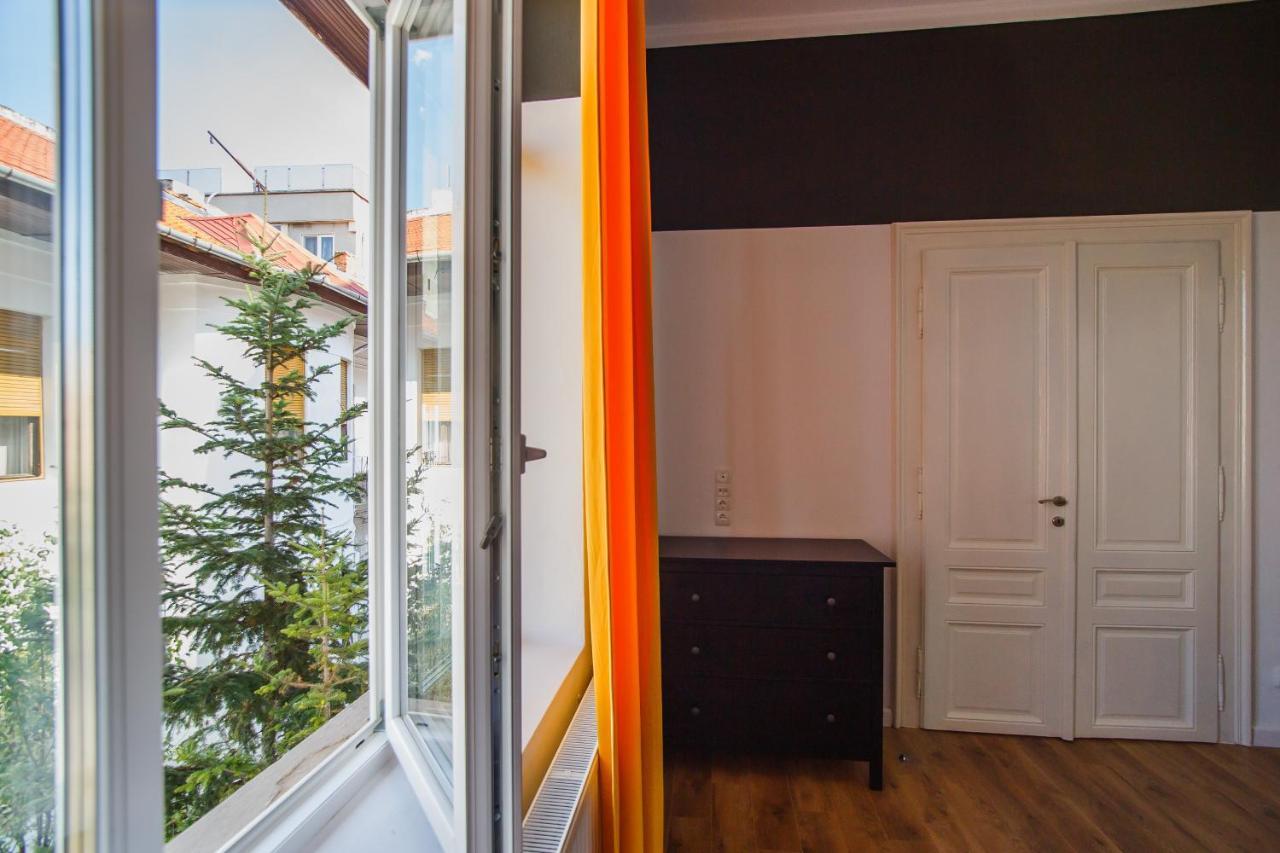 Super Central Spacious Apartment Oradea Dış mekan fotoğraf